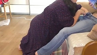 Mature Mom Performs Oral Sex And Anal Play With Her Teenage Son