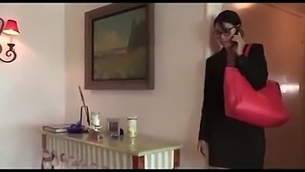Mature Stepmom Gets Fucked By Her Stepson In Hd Video On Pornmoza