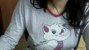 A Charming Turkish Webcam Model