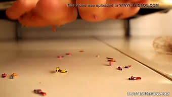 Giantess Fantasy: A Rough And Intense Sexual Encounter