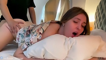 A Young Man Has Sex With His Stepmother In A Hotel Room In High Definition
